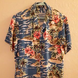 Hilo Hattie Hawaii Flying Fish Mens Button Up Vintage Flying FishHawaiian Shirt